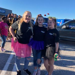 Meet your Posher, Avery